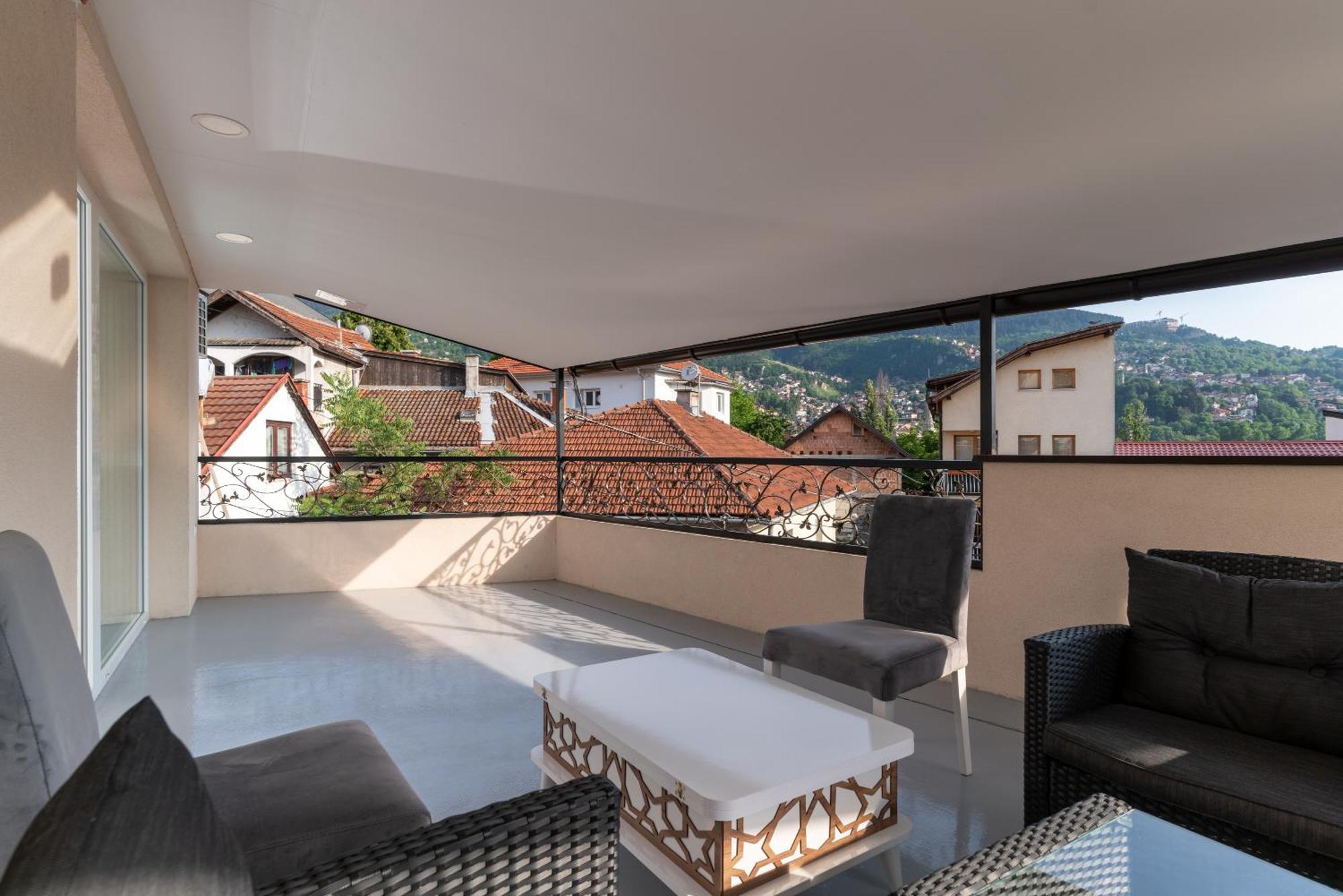 Ornament Hotel And Apartments Sarajevo Bagian luar foto