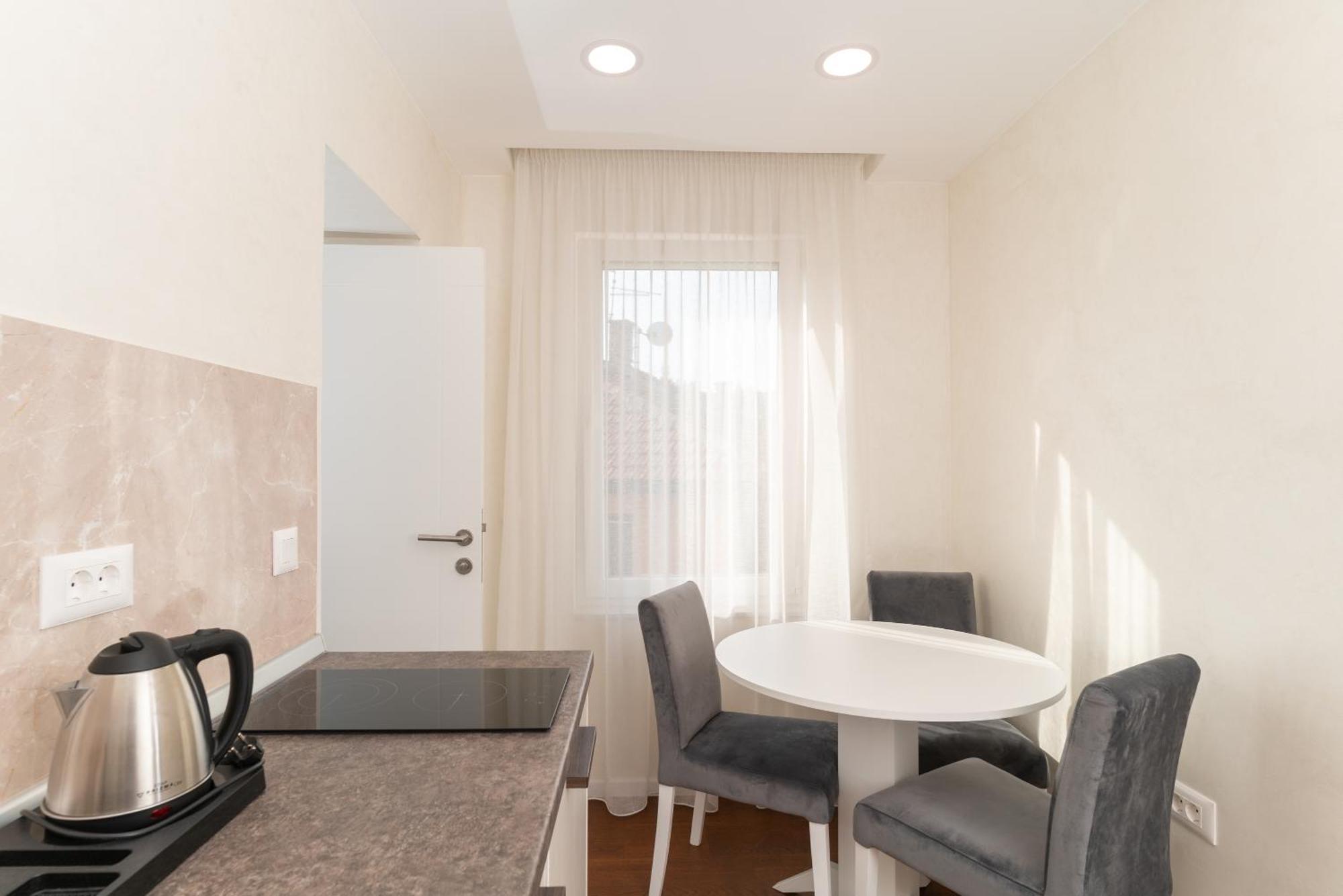 Ornament Hotel And Apartments Sarajevo Bagian luar foto